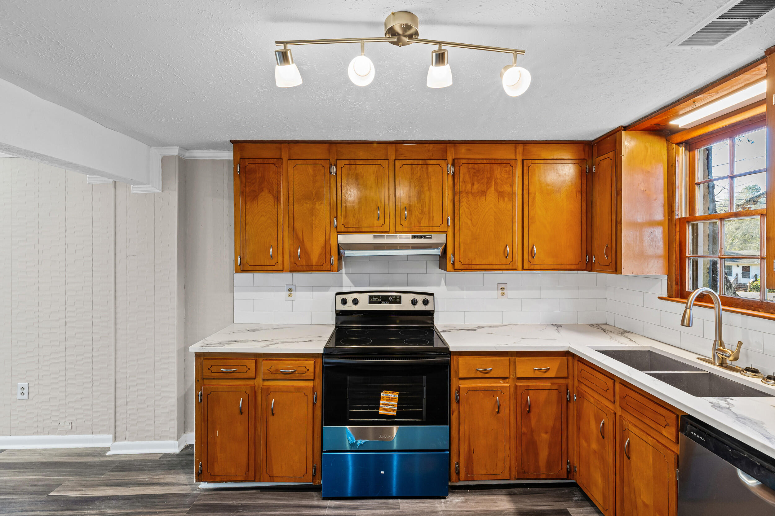 3328 Vaucluse Road Aiken, SC 29801 - Photo 16 of 26 2026-02-09_3328_vaucluse_rd-srm-17