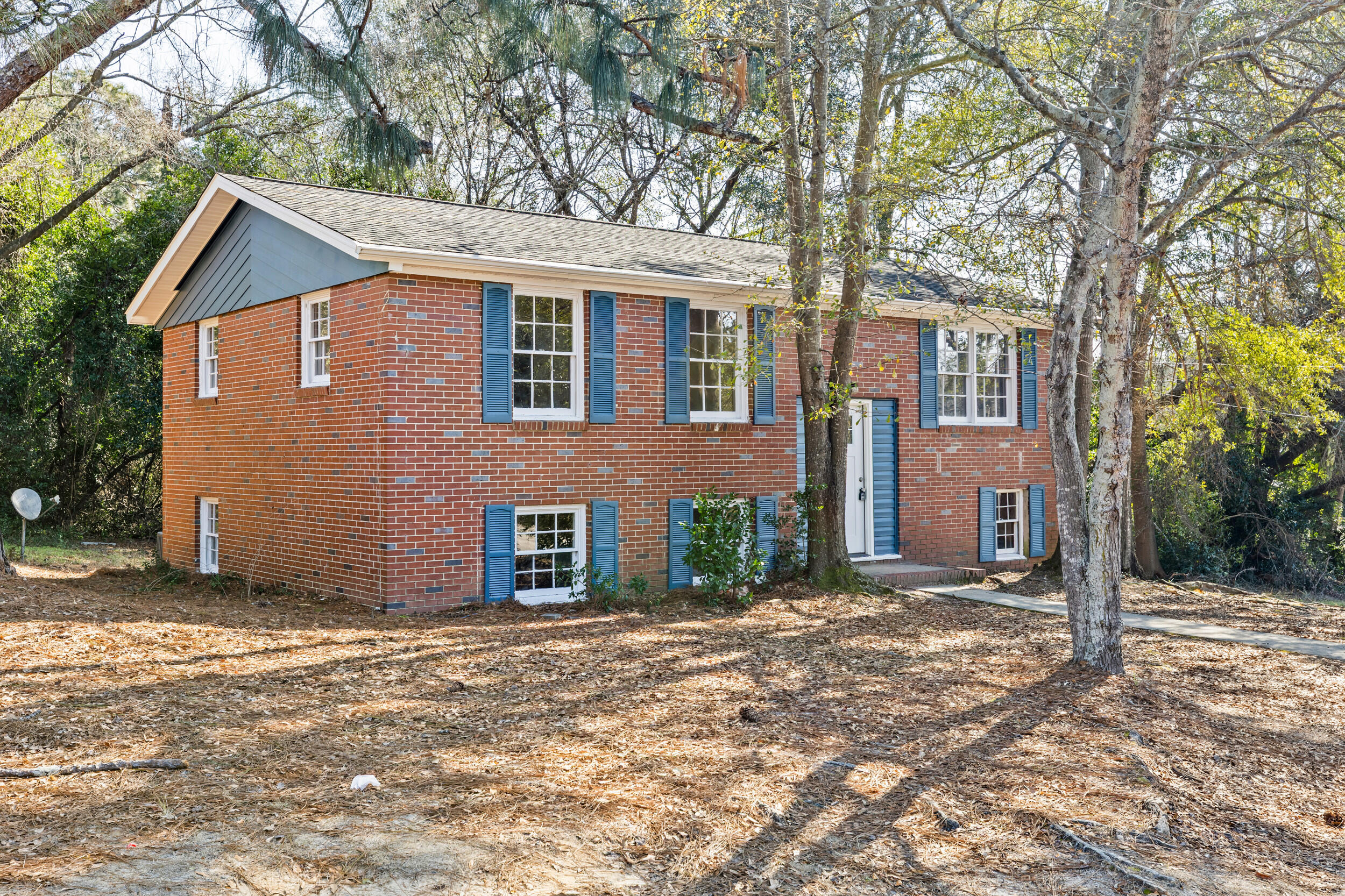 3328 Vaucluse Road Aiken, SC 29801 - Photo 2 of 26 2026-02-09_3328_vaucluse_rd-srm-03