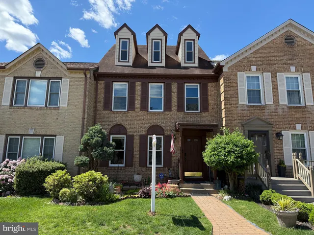 $729,950 | 6005 Southward Way, Alexandria, VA 22315