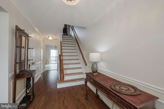 $729,950 | 6005 Southward Way, Alexandria, VA 22315