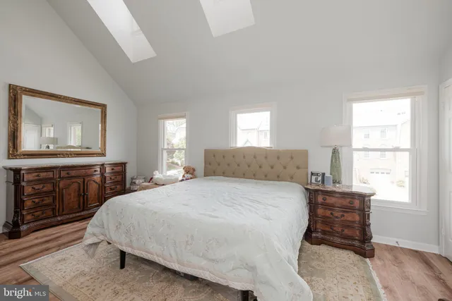 $729,950 | 6005 Southward Way, Alexandria, VA 22315