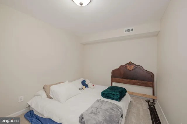 $729,950 | 6005 Southward Way, Alexandria, VA 22315