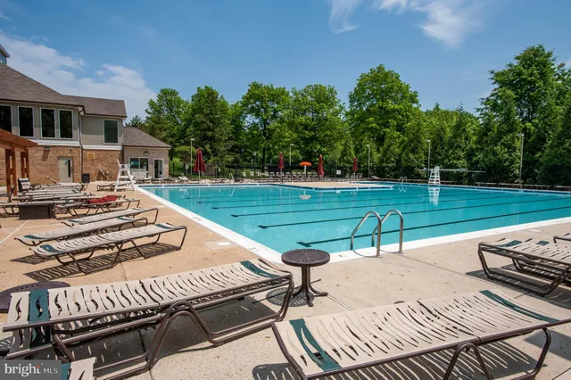 $729,950 | 6005 Southward Way, Alexandria, VA 22315