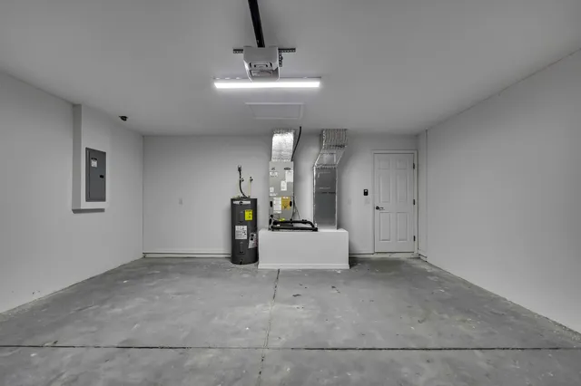 $1,900 | 17677 Southwest 114 Street, Dunnellon, FL 34432