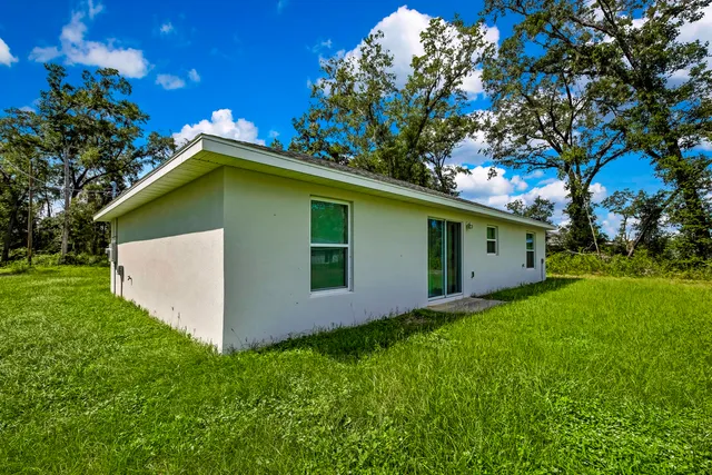 $1,900 | 17677 Southwest 114 Street, Dunnellon, FL 34432
