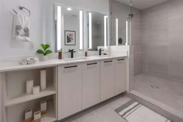 $4,687 | 221 Southwest 12th Street, Unit 1718, Miami, FL 33130