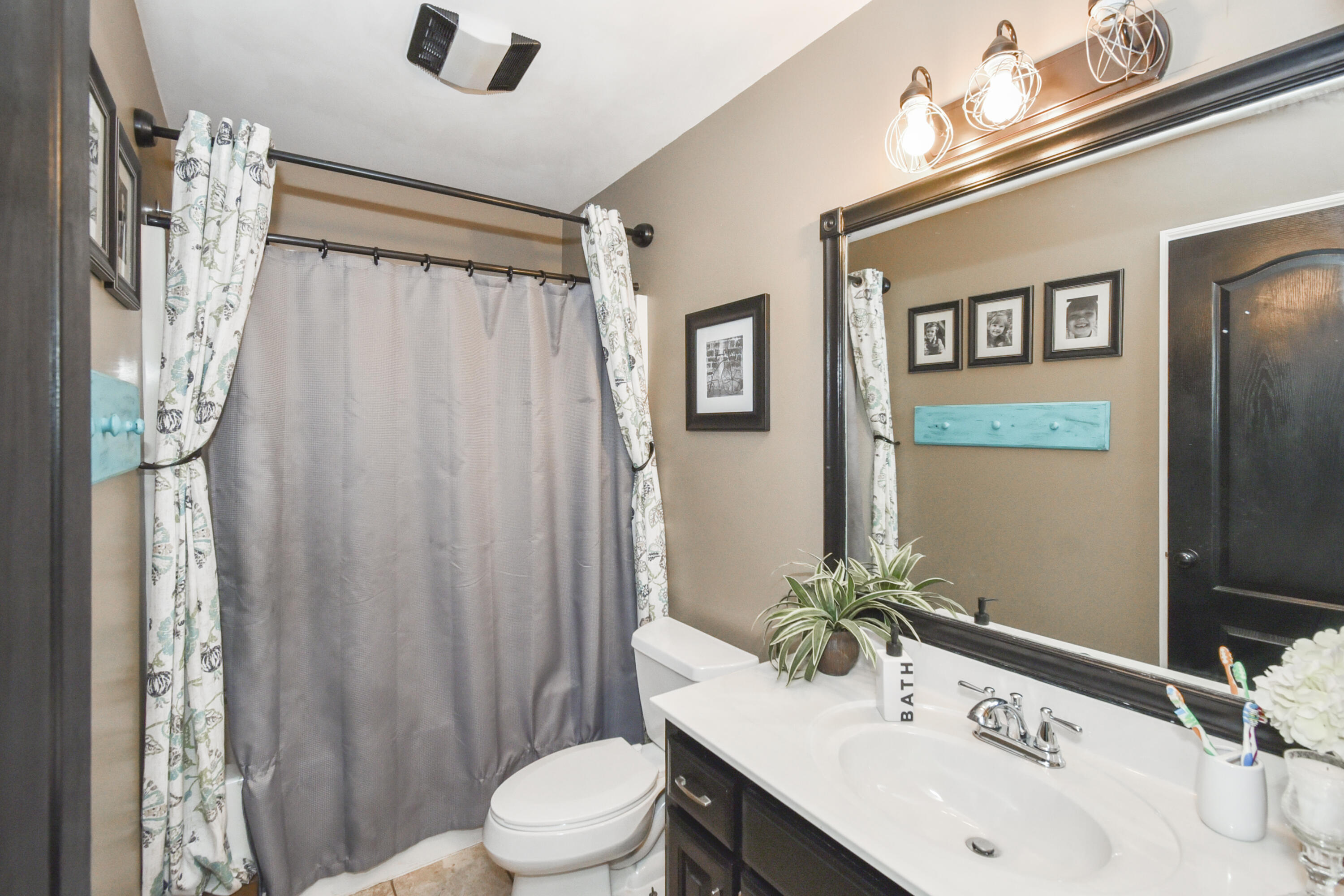 110 Southwest Ruth Way Cleveland, TN 37311 - Photo 15 of 19 Bathroom