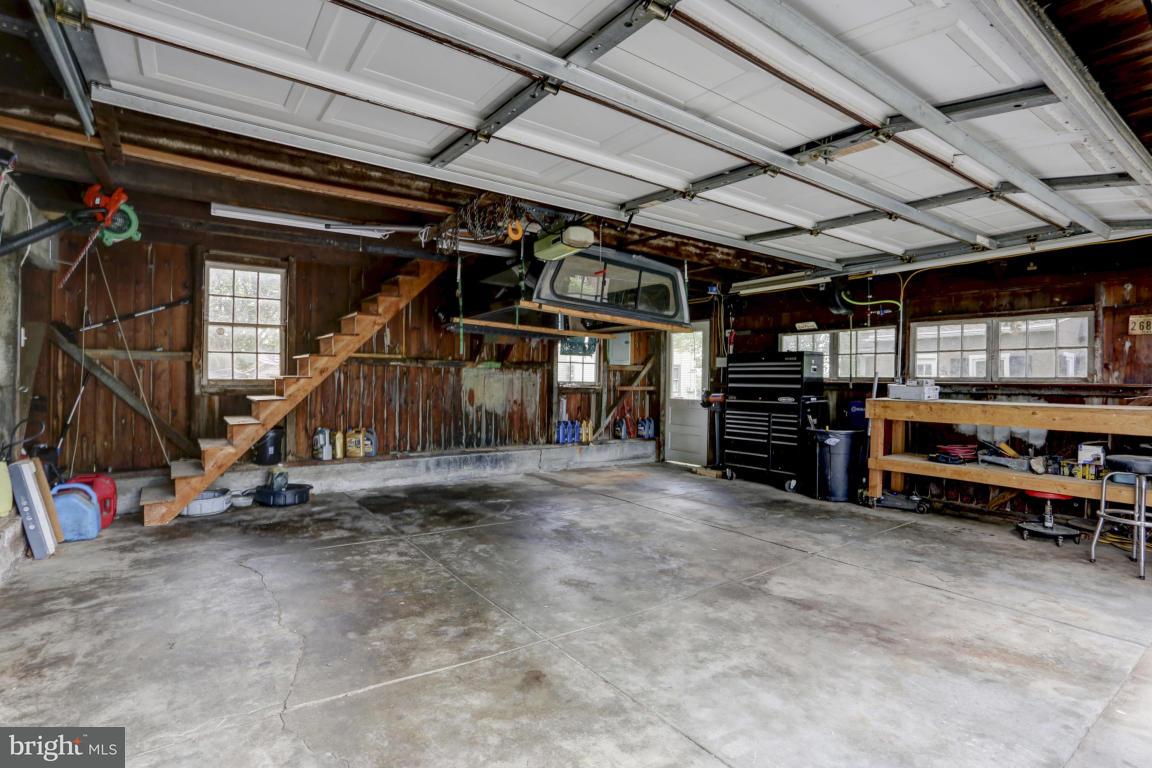 818 Village Road Lancaster, PA 17602 - Photo 11 of 50 Gallery Image 11