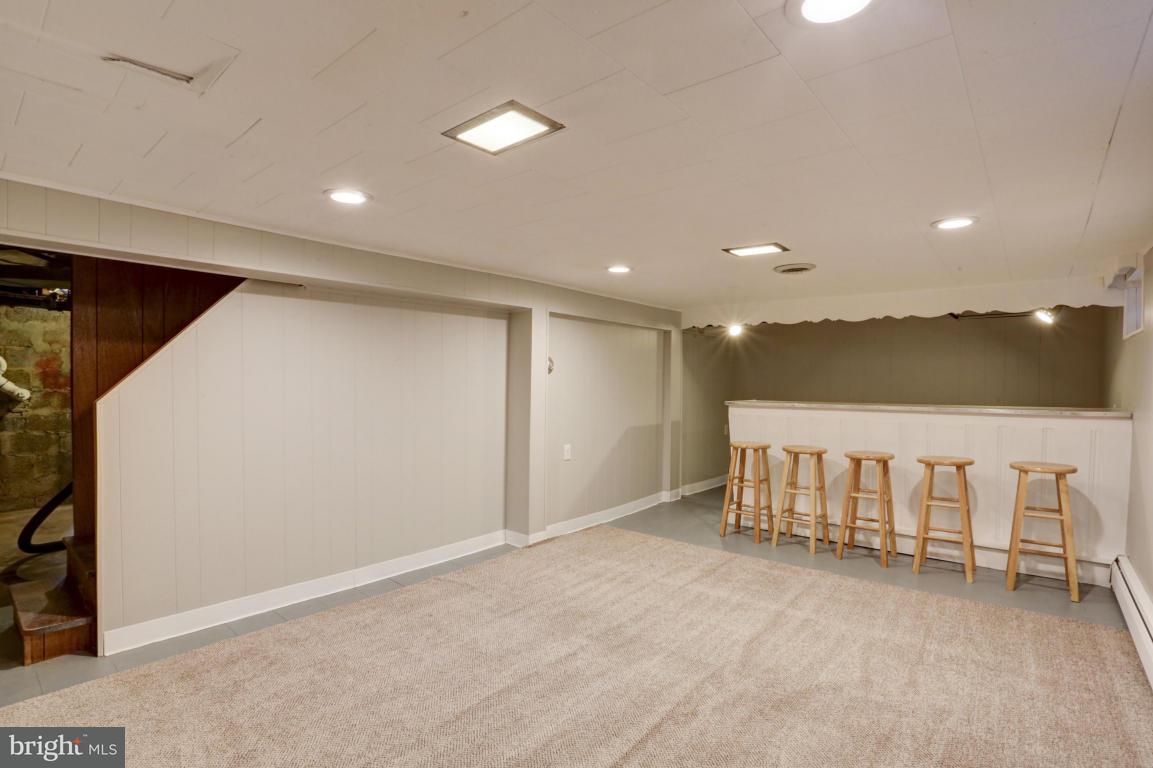 818 Village Road Lancaster, PA 17602 - Photo 36 of 50 Gallery Image 36