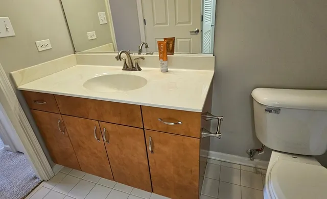 $2,250 | 390 Western Avenue, Unit 702, Des Plaines, IL 60016