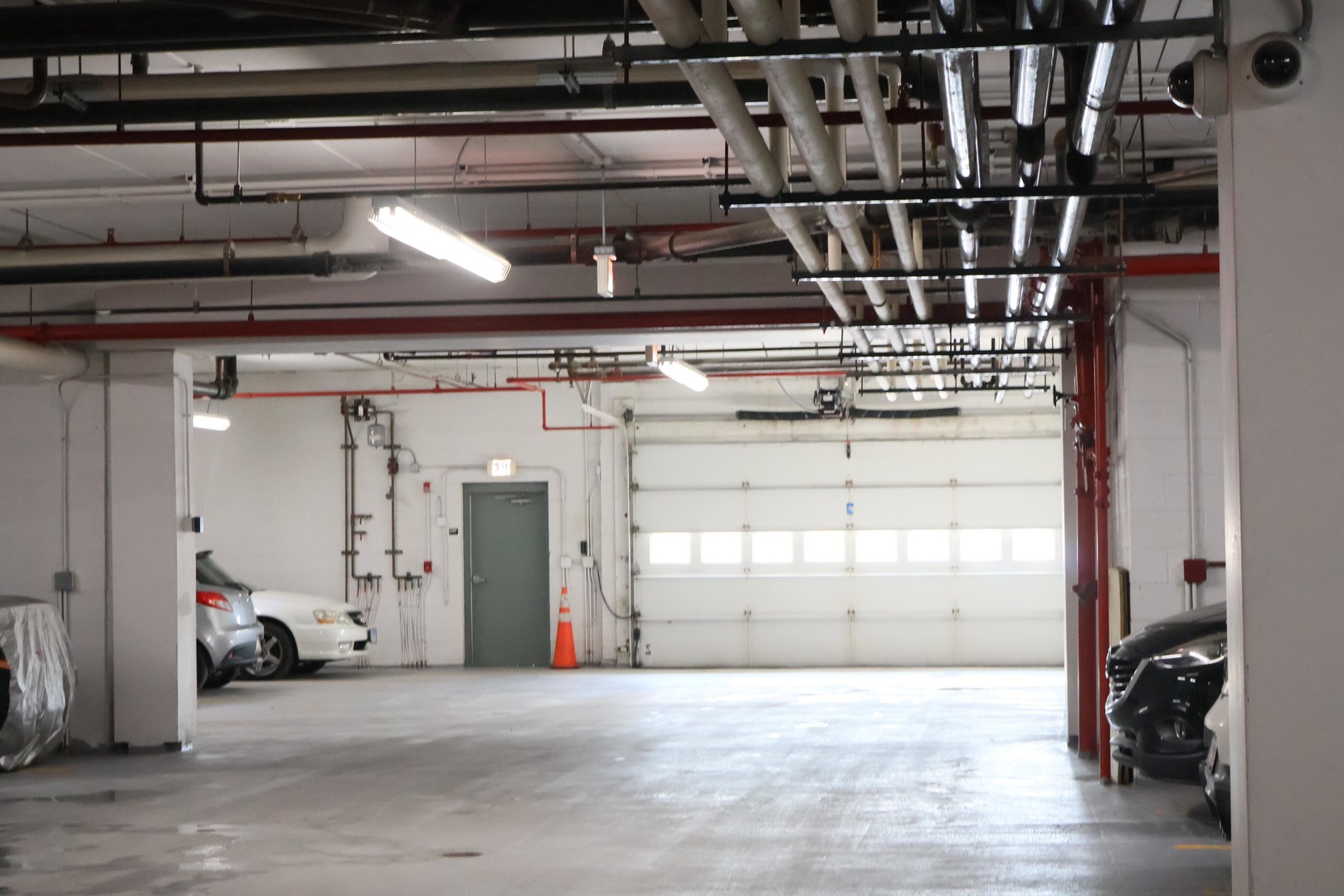 390 Western Avenue, Unit 702 Des Plaines, IL 60016 - Photo 18 of 19 a view of a parking space