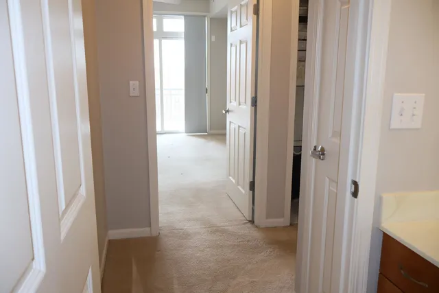 $2,250 | 390 Western Avenue, Unit 702, Des Plaines, IL 60016