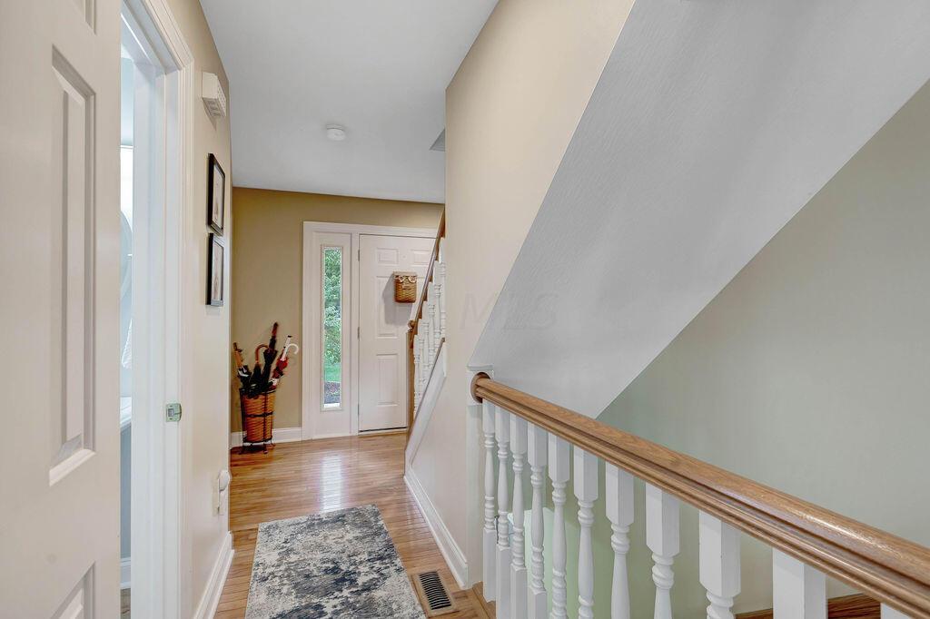 2586 Panhandle Road Delaware, OH 43015 - Photo 4 of 68