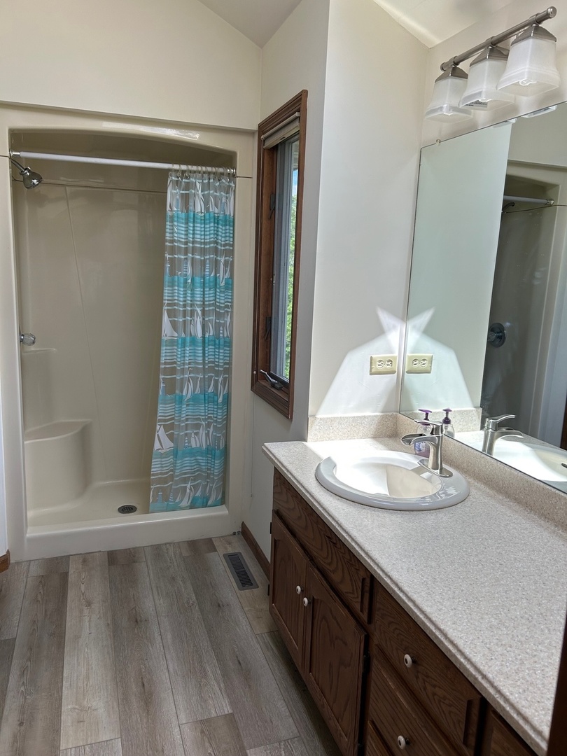 122 San Carlos Road Minooka, IL 60447 - Photo 8 of 35 a bathroom with a granite countertop sink toilet and shower