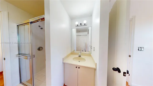 $368,000 | 6520 Northwest 114th Avenue, Unit 1637, Doral, FL 33178