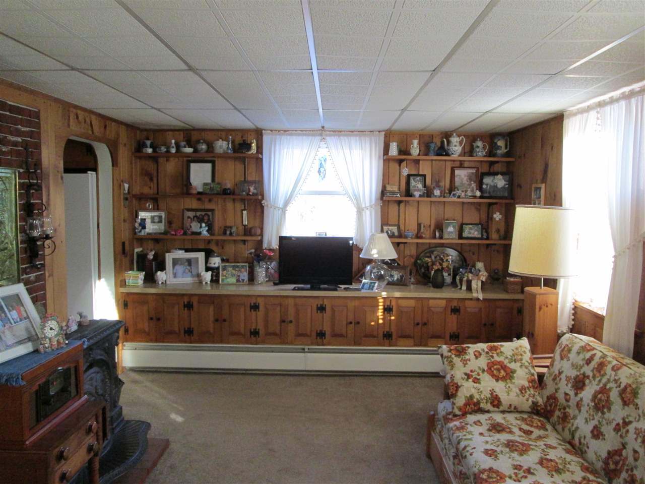 8 Kiniry Street Windsor, VT 05089 - Photo 13 of 34