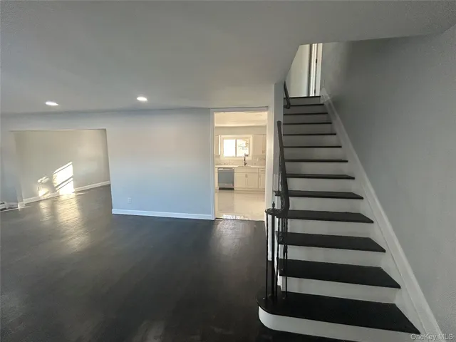 $799,999 | 74 Jerusalem Avenue, Massapequa, NY 11758