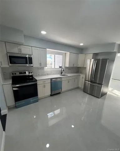 $799,999 | 74 Jerusalem Avenue, Massapequa, NY 11758