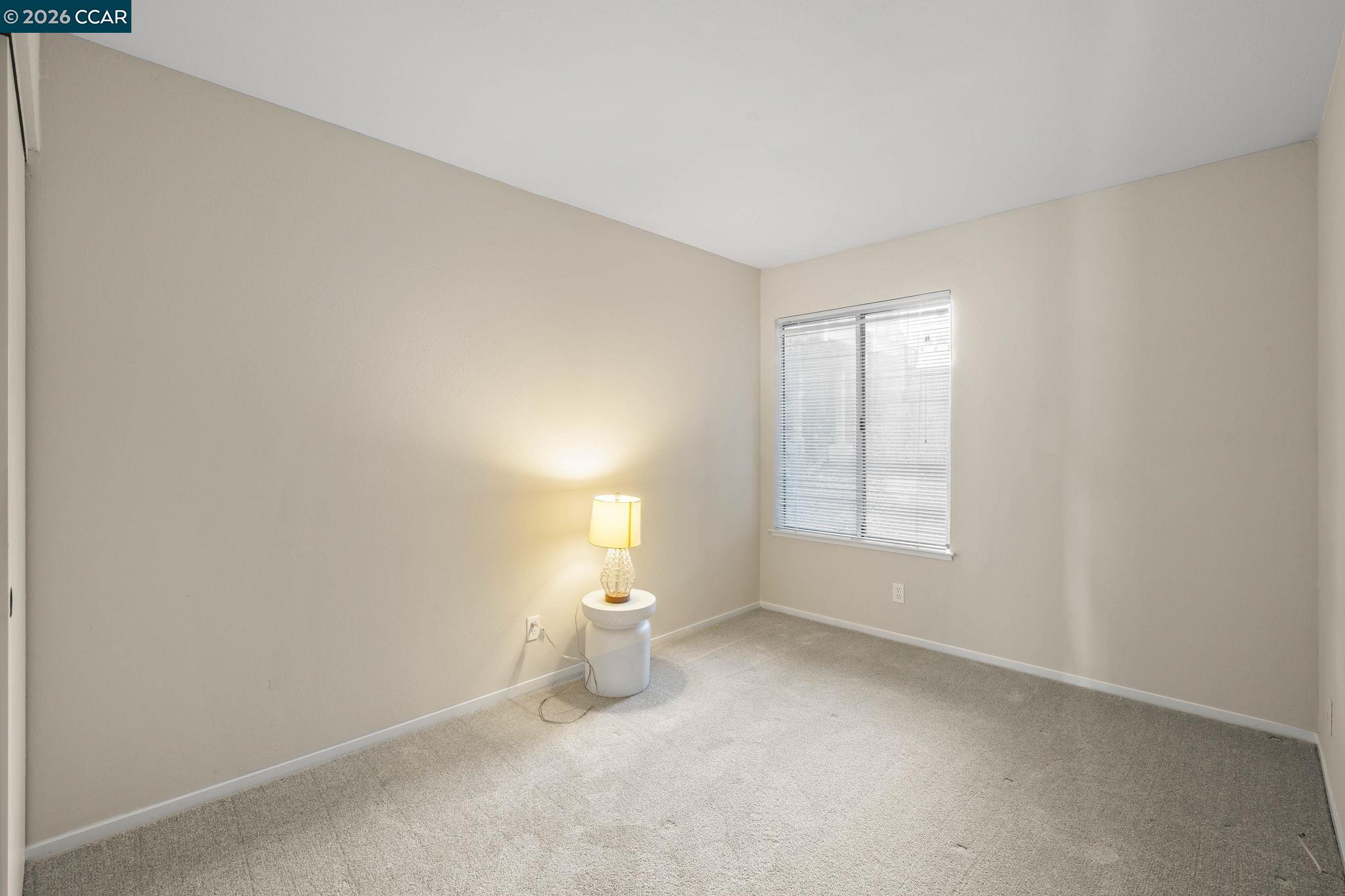 1331 Waterfall Way Concord, CA 94521 - Photo 23 of 33