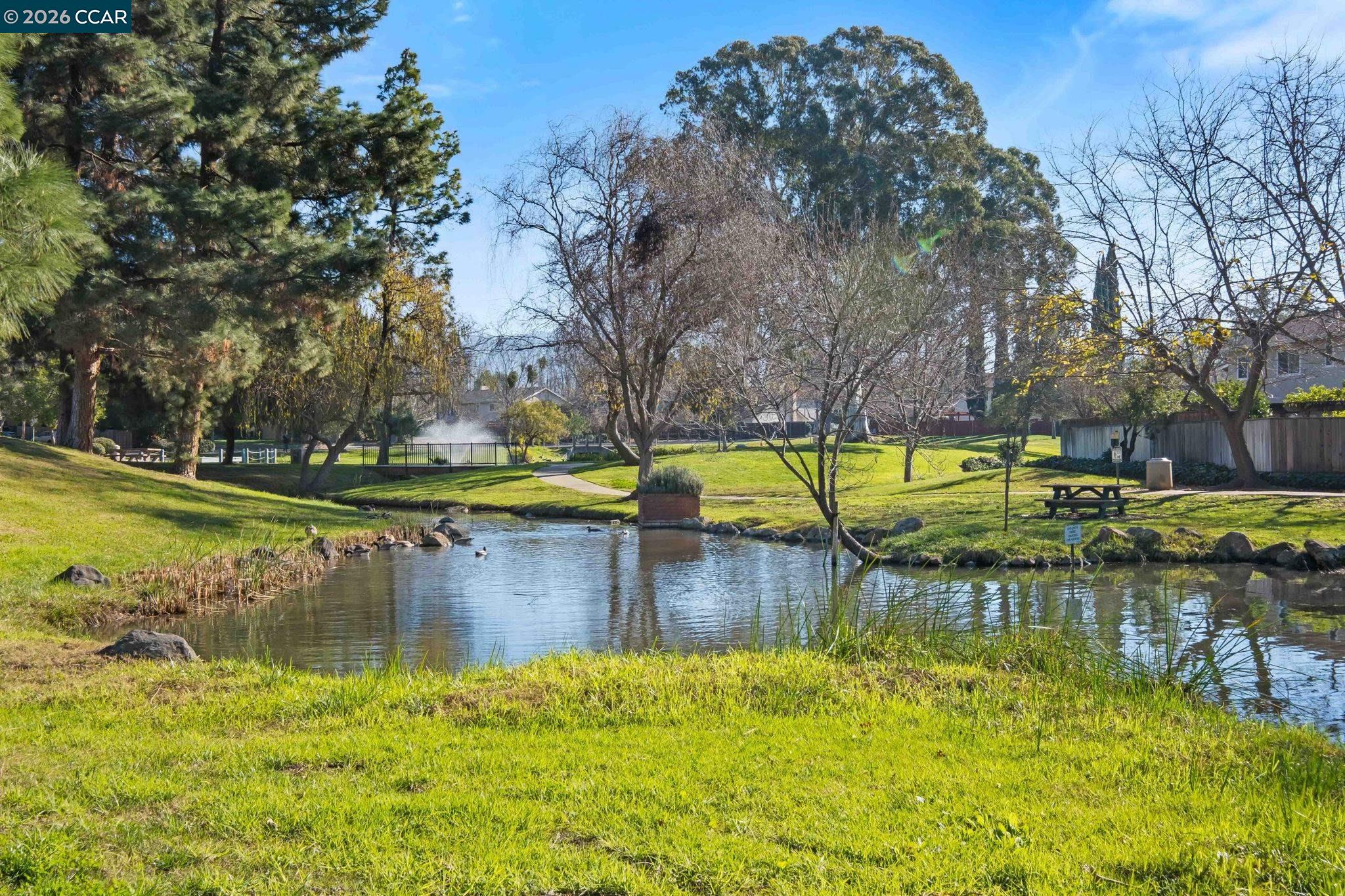1331 Waterfall Way Concord, CA 94521 - Photo 26 of 33
