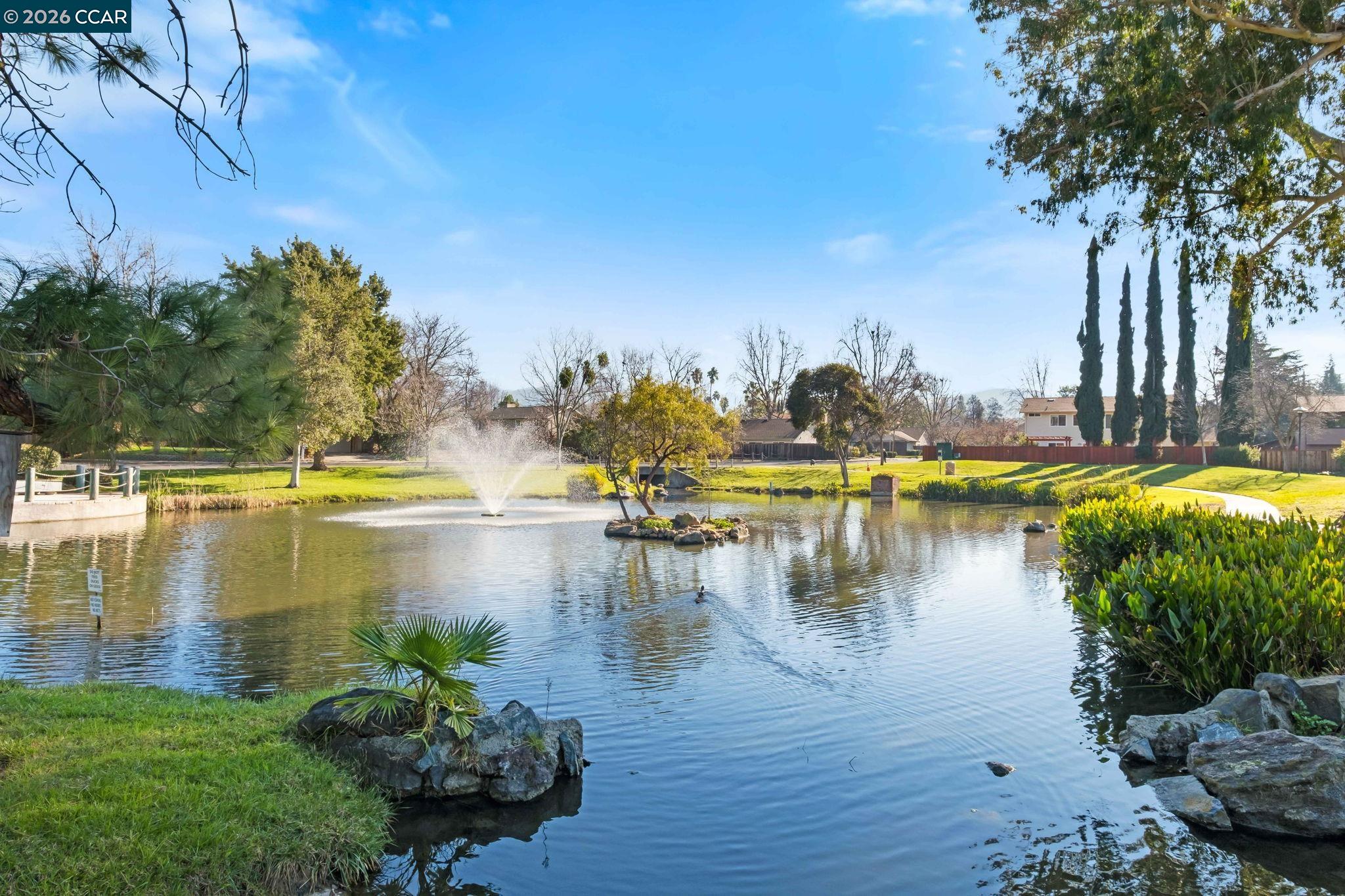 1331 Waterfall Way Concord, CA 94521 - Photo 28 of 33