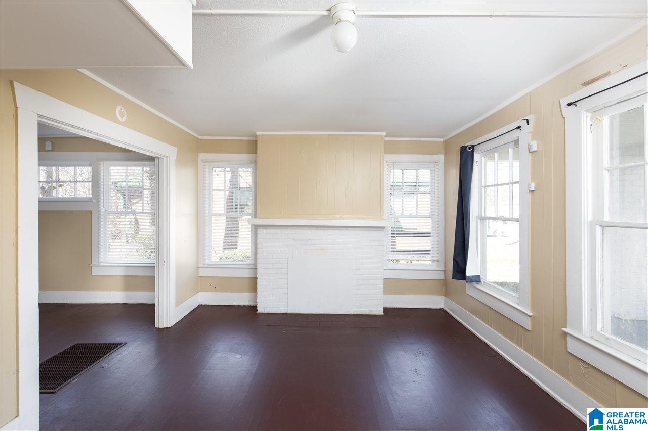 304 12th Street Southwest Birmingham, AL 35211 - Photo 4 of 25