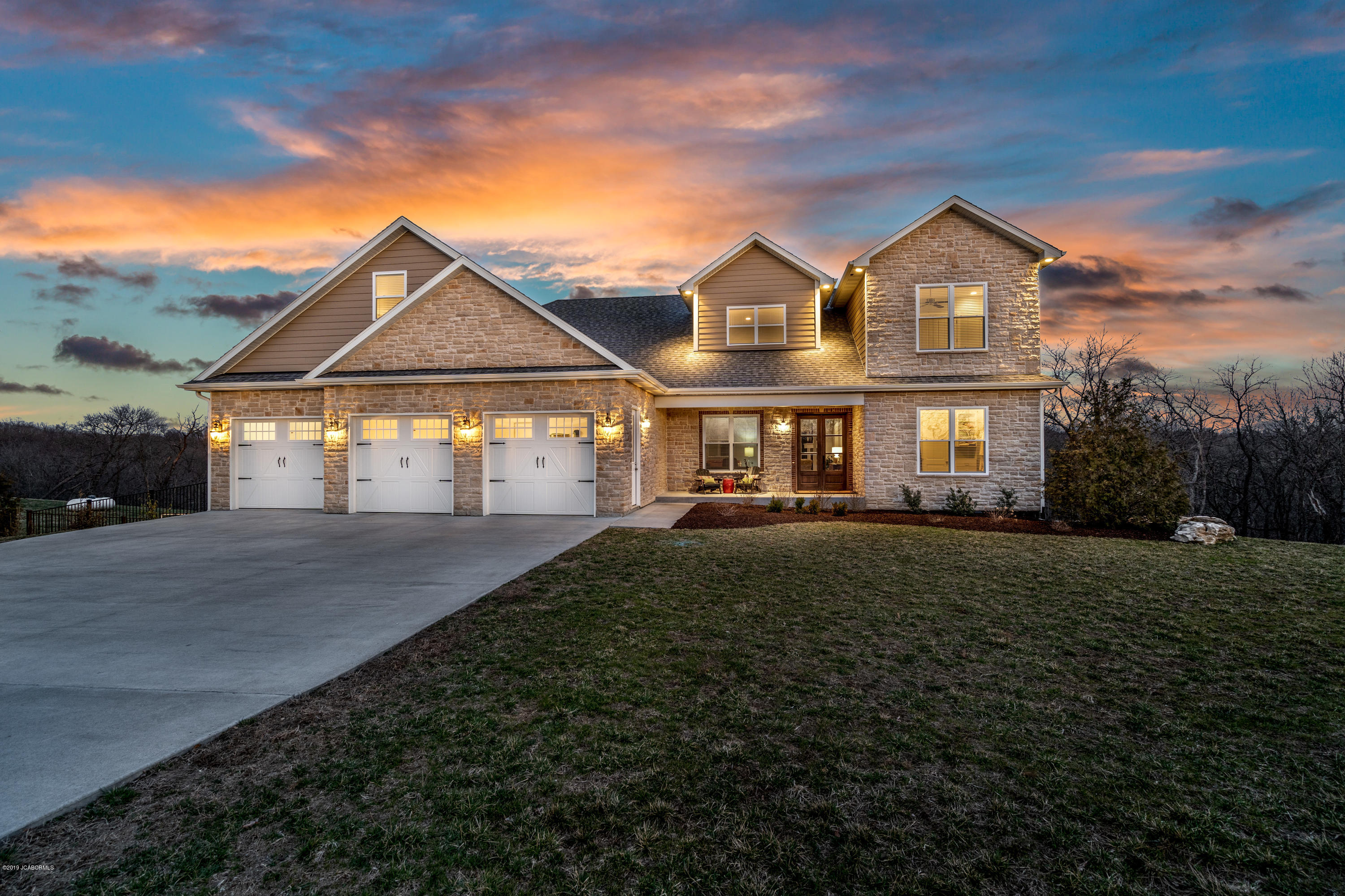 5170 East Raitt Road Hartsburg, MO 65039 - Photo 1 of 1
