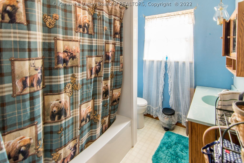 1567 Poca River Road Charleston, WV 25320 - Photo 17 of 21 Gallery Image 17