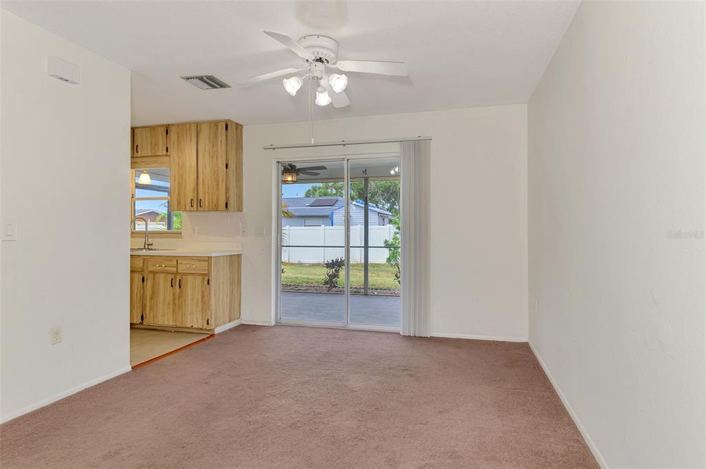 256 Periwinkle Road Venice, FL 34293 - Photo 10 of 33