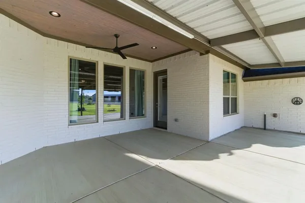 a view of a house with an outdoor space