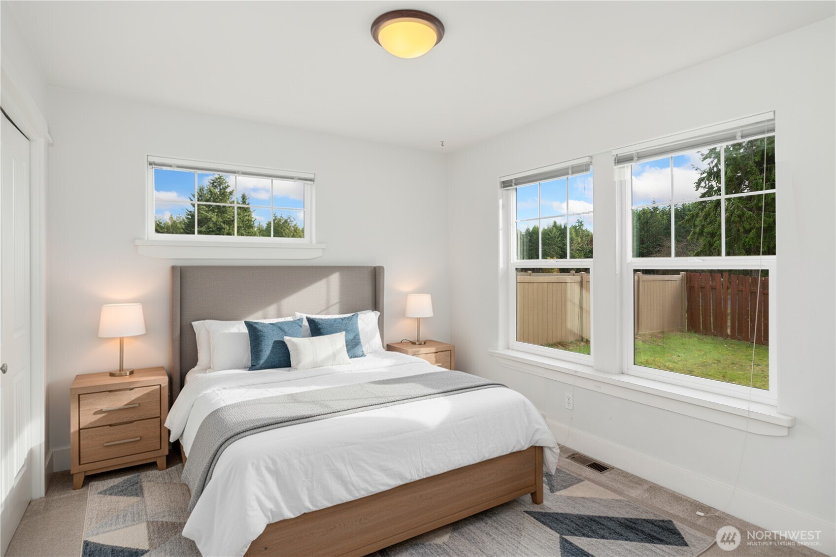 31 Pete's Spur Port Hadlock, WA 98339 - Photo 17 of 31 a bedroom with a bed and a window