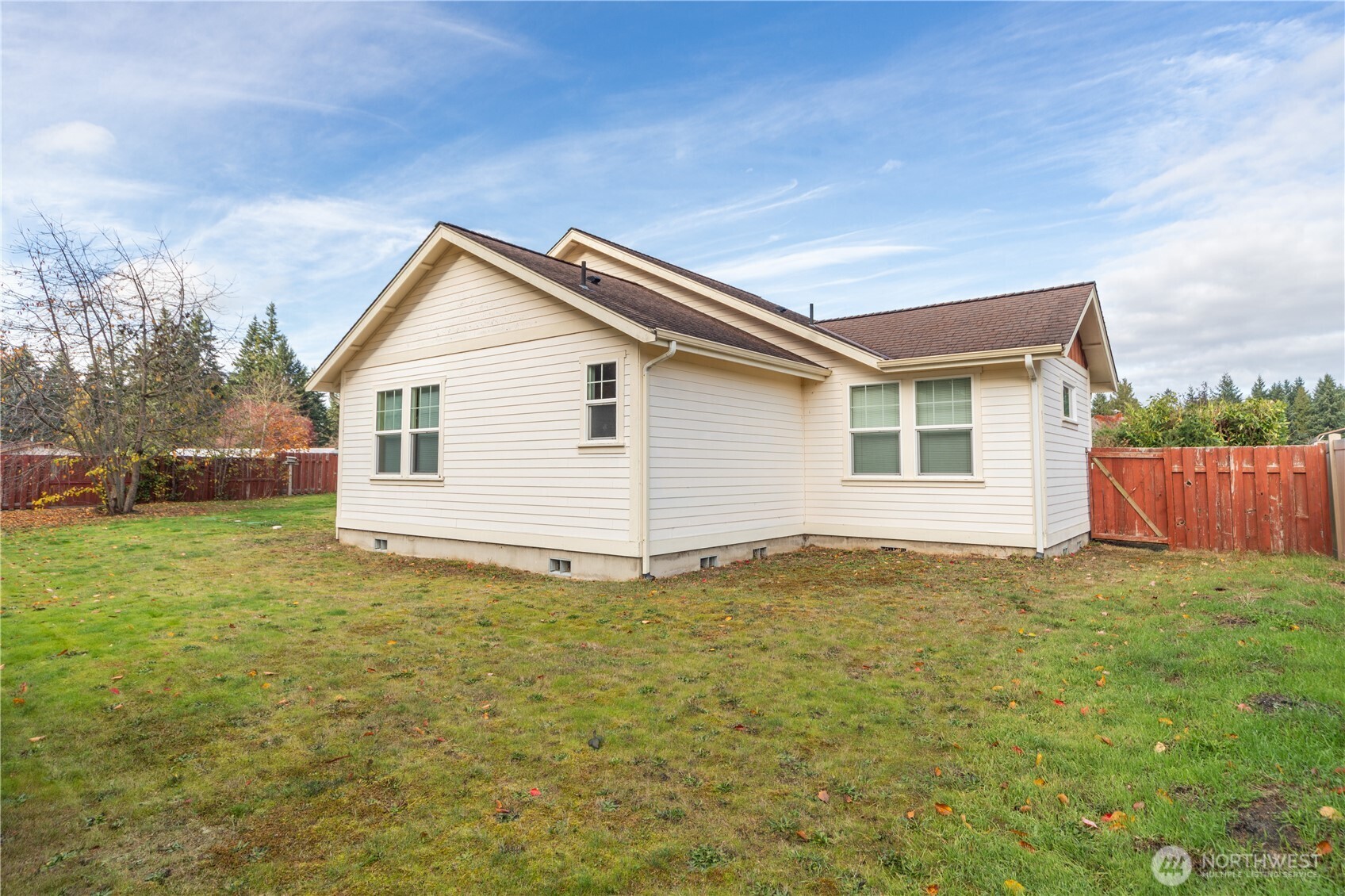 31 Pete's Spur Port Hadlock, WA 98339 - Photo 25 of 31 a view of a house with a yard