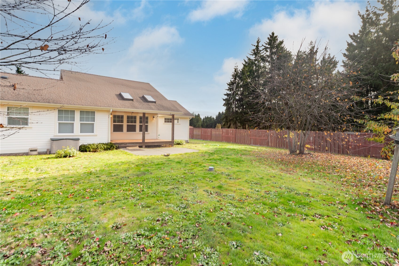 31 Pete's Spur Port Hadlock, WA 98339 - Photo 28 of 31 a house view with a garden space