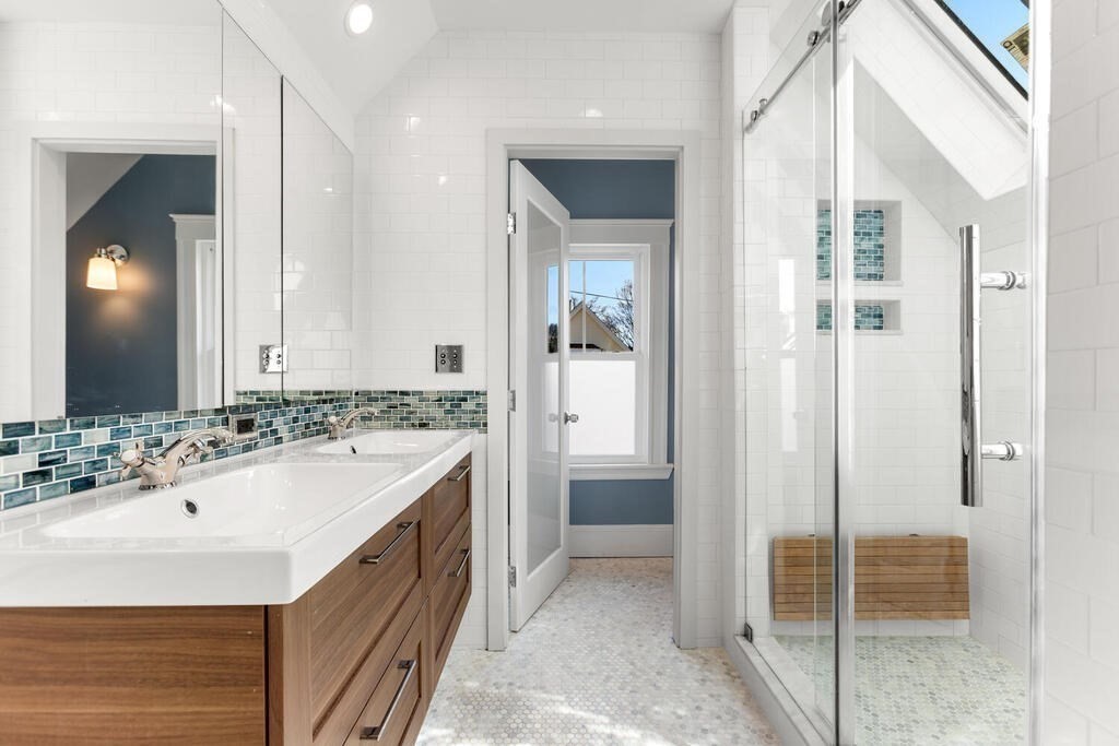 16 Wesley Park Somerville, MA 02143 - Photo 13 of 28