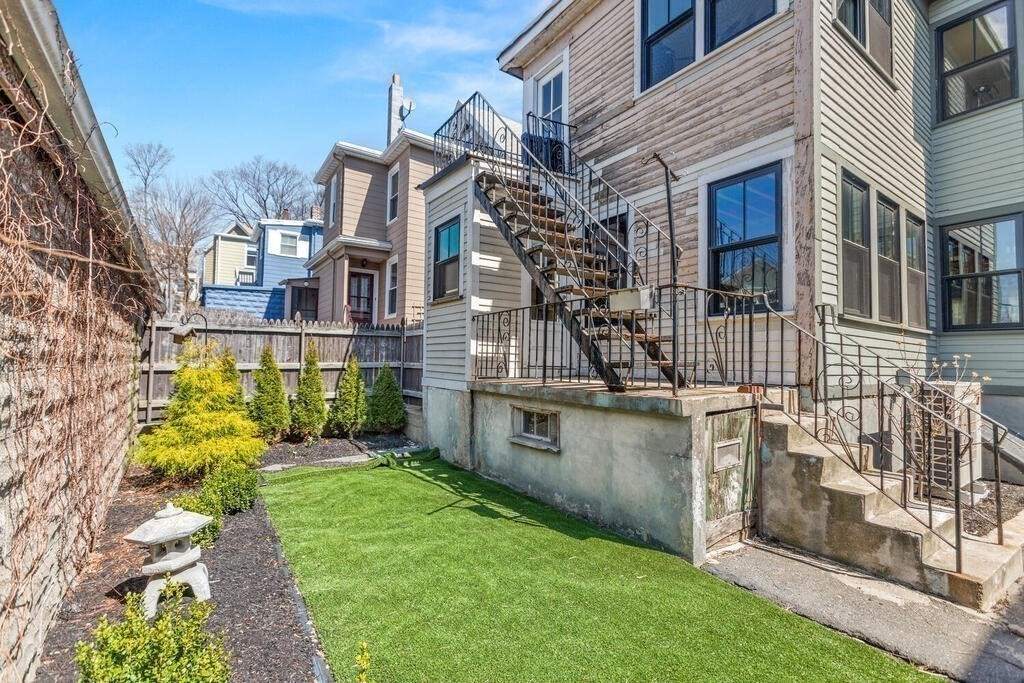 16 Wesley Park Somerville, MA 02143 - Photo 24 of 28