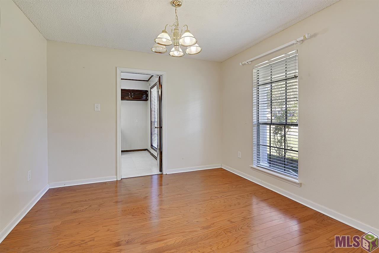 5230 Charing Way Avenue Baton Rouge, LA 70817 - Photo 3 of 15 Gallery Image 3