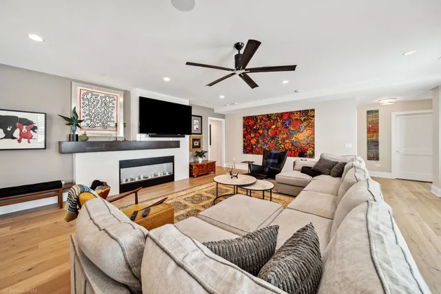 $1,875,000 | 110 South Washington Street, Unit 400, Naperville, IL 60540