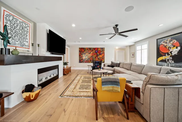 $1,875,000 | 110 South Washington Street, Unit 400, Naperville, IL 60540