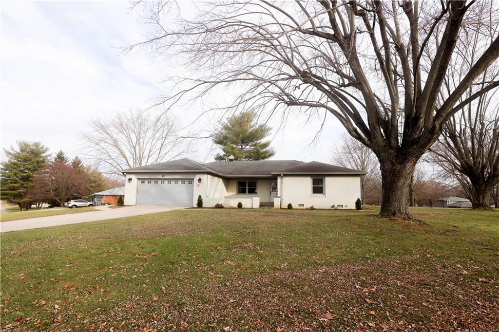 471 Leaning Tree Road Greenwood, IN 46142 - Photo 2 of 29 Gallery Image 2
