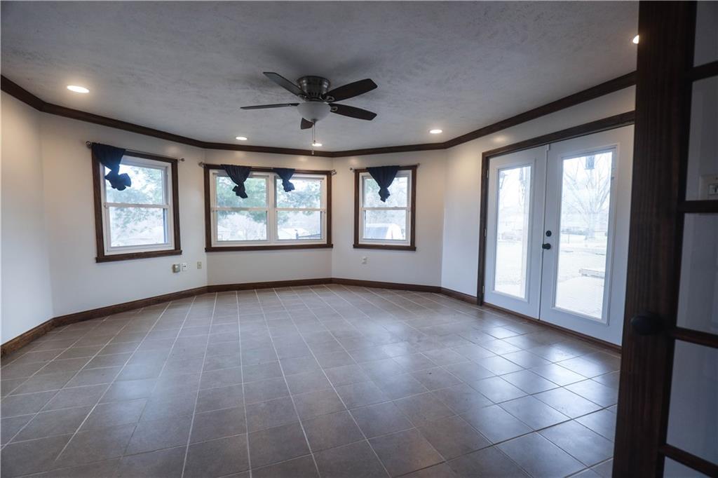 471 Leaning Tree Road Greenwood, IN 46142 - Photo 12 of 29 Gallery Image 12
