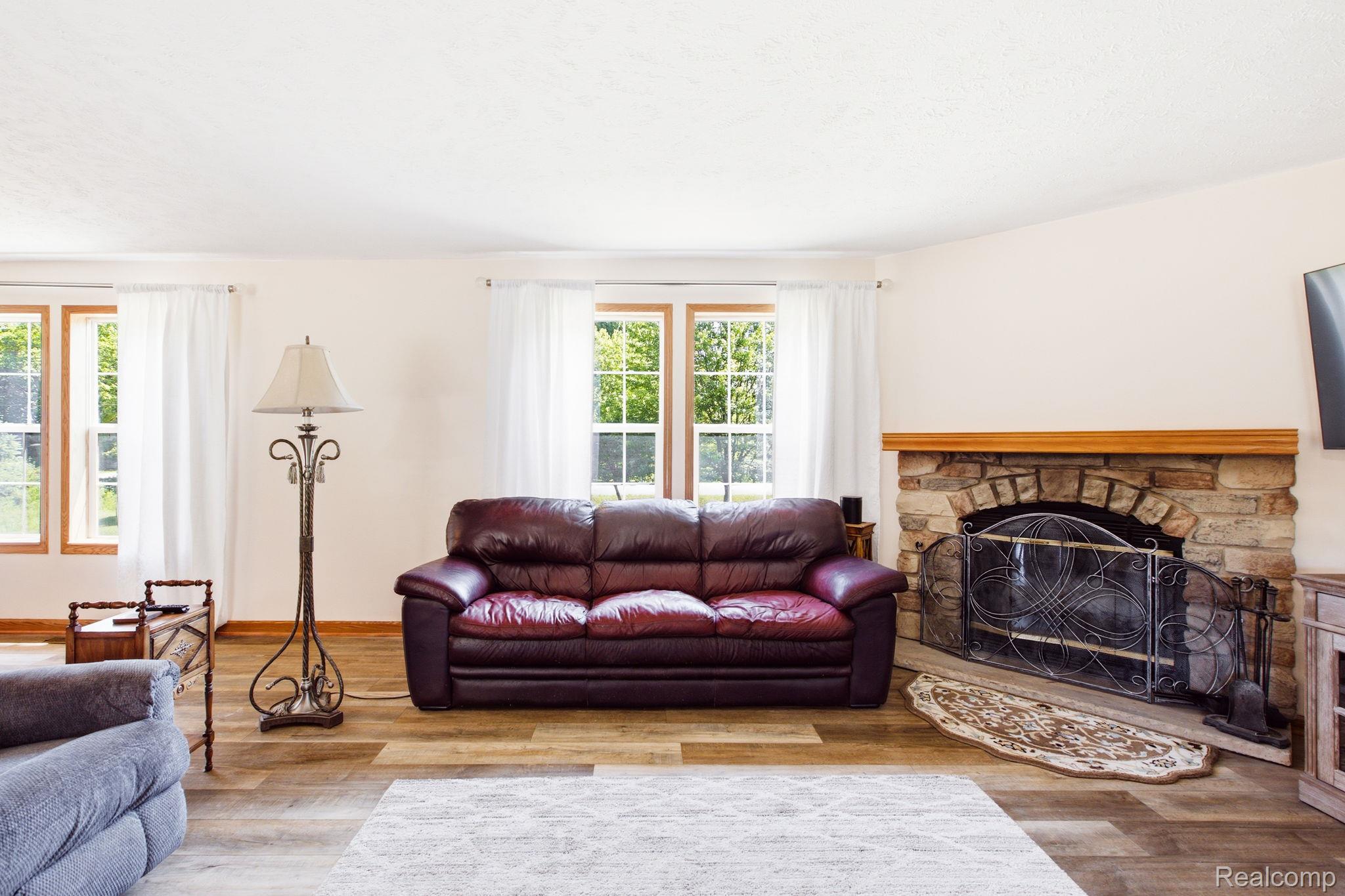 4242 Norman Road Fort Gratiot, MI 48059 - Photo 13 of 42 4242 Norman Rd (14).jpg