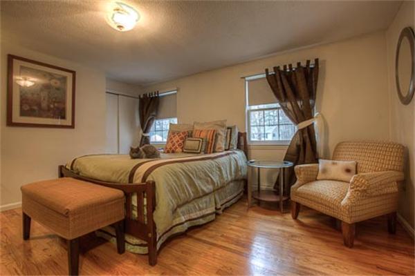 61 Dunster Road Bedford, MA 01730 - Photo 13 of 18 Gallery Image 13