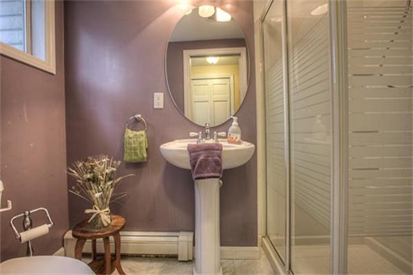 61 Dunster Road Bedford, MA 01730 - Photo 10 of 18 Gallery Image 10