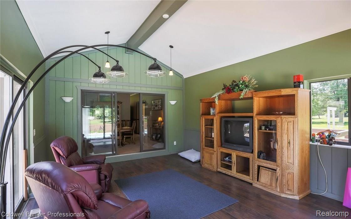 8600 Knox Road Clarkston, MI 48348 - Photo 18 of 42 13.jpg