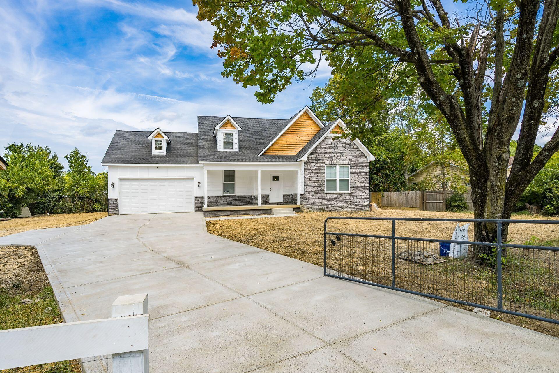 2660 Ferris Road Columbus, OH 43224 - Photo 4 of 53 2660 3
