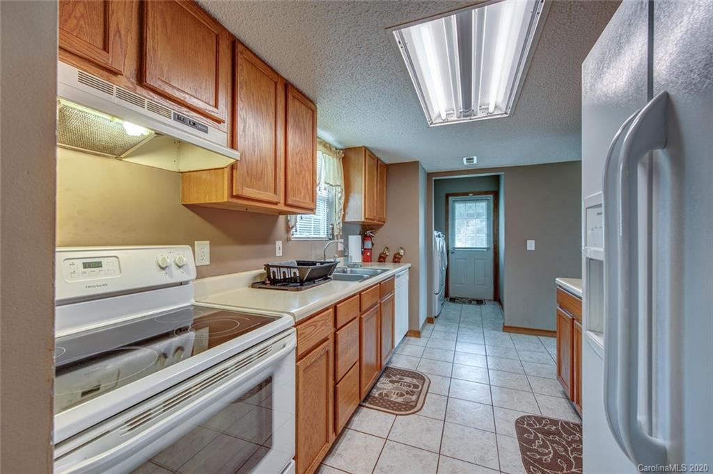 248 Roseborough Road Grover, NC 28073 - Photo 11 of 24 Gallery Image 11