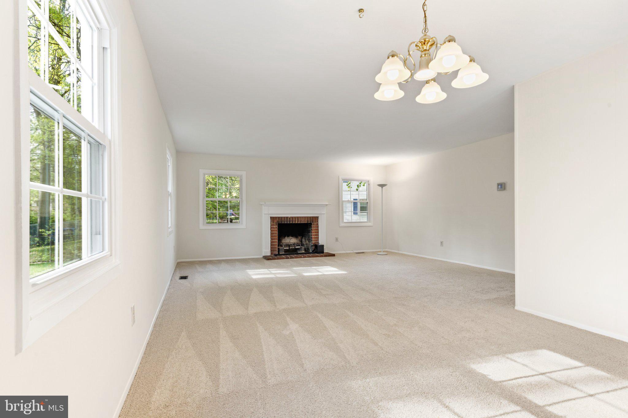 12605 Cedarbrook Lane Laurel, MD 20708 - Photo 11 of 35 Spacious, sunlit Living Room.