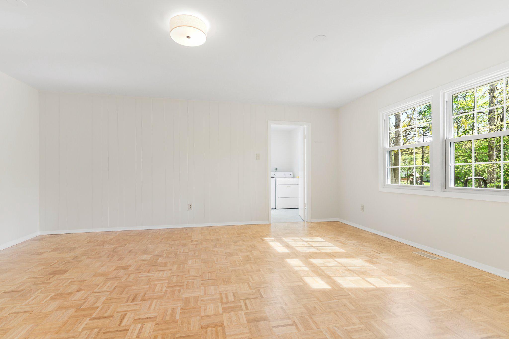 12605 Cedarbrook Lane Laurel, MD 20708 - Photo 3 of 35 Family Room