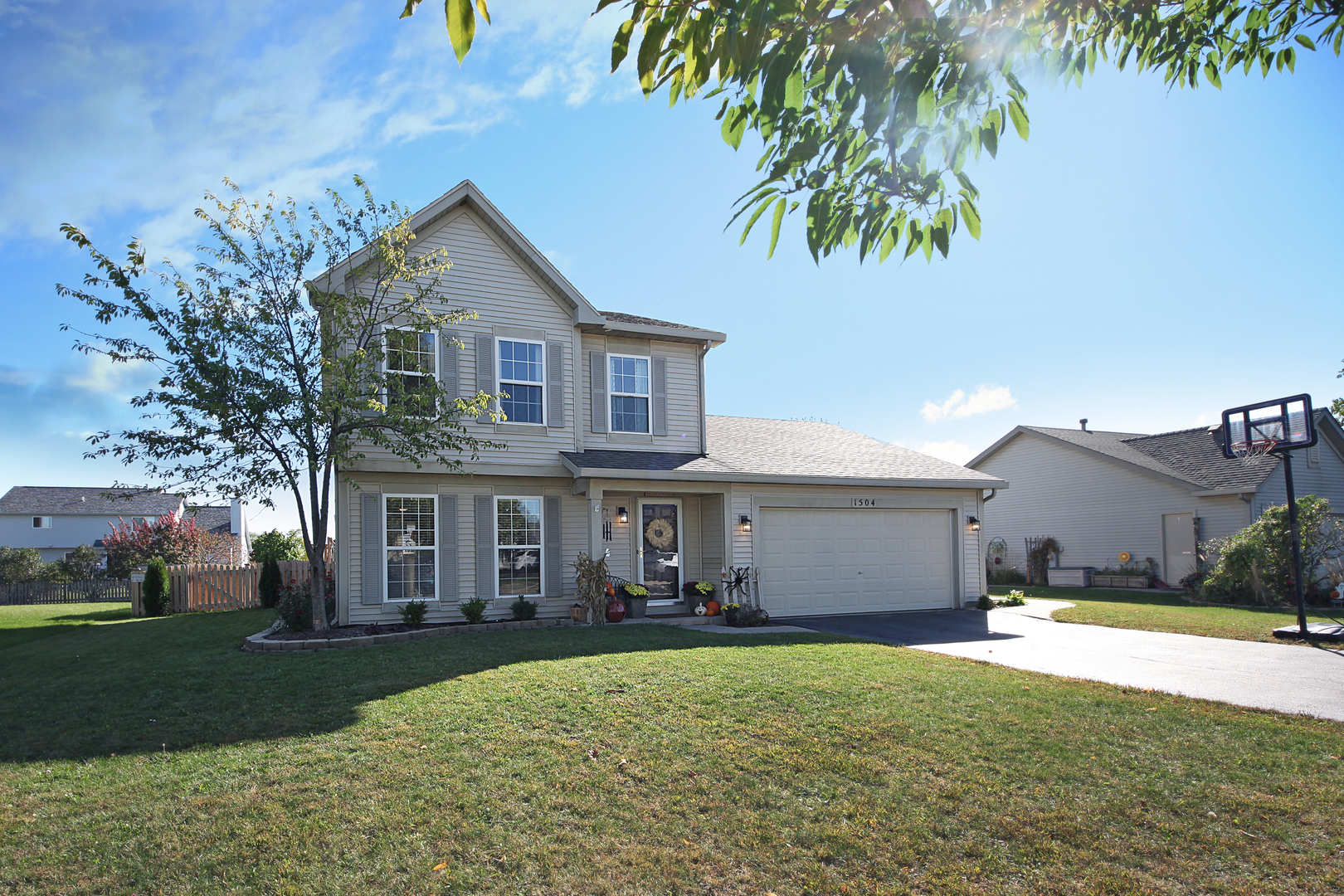 1504 Bluestem Lane Minooka, IL 60447 - Photo 2 of 19
