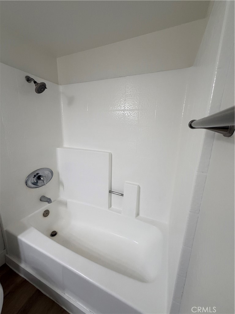 3535 Banbury Drive, Unit 178 Riverside, CA 92505 - Photo 13 of 23 Bathroom